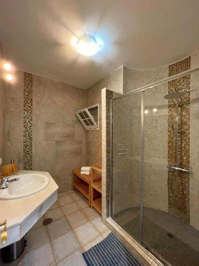 Magnolia Apartment 아데제 외부 사진